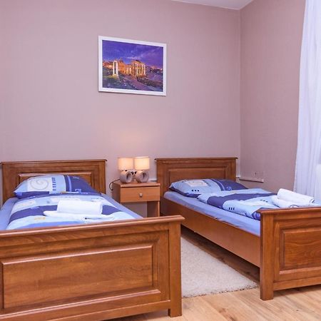 Villa Dijana Gracac  Ngoại thất bức ảnh