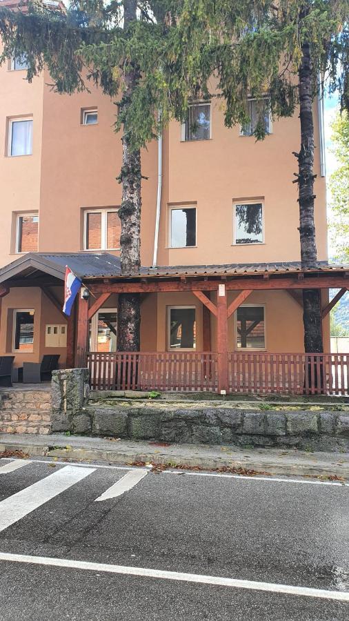 Villa Dijana Gracac  Ngoại thất bức ảnh