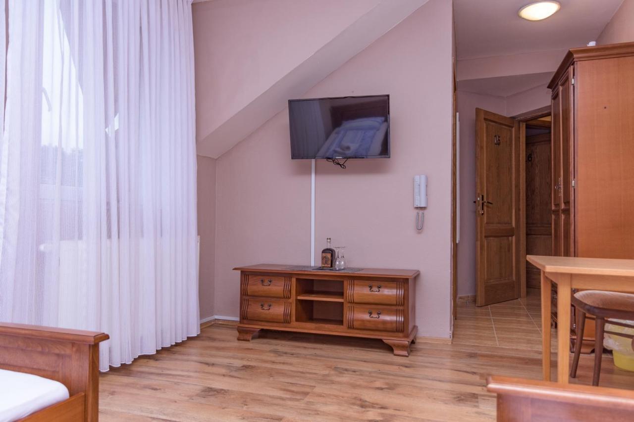 Villa Dijana Gracac  Ngoại thất bức ảnh