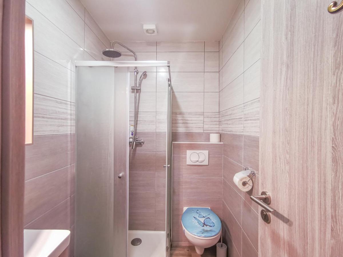 Villa Dijana Gracac  Ngoại thất bức ảnh