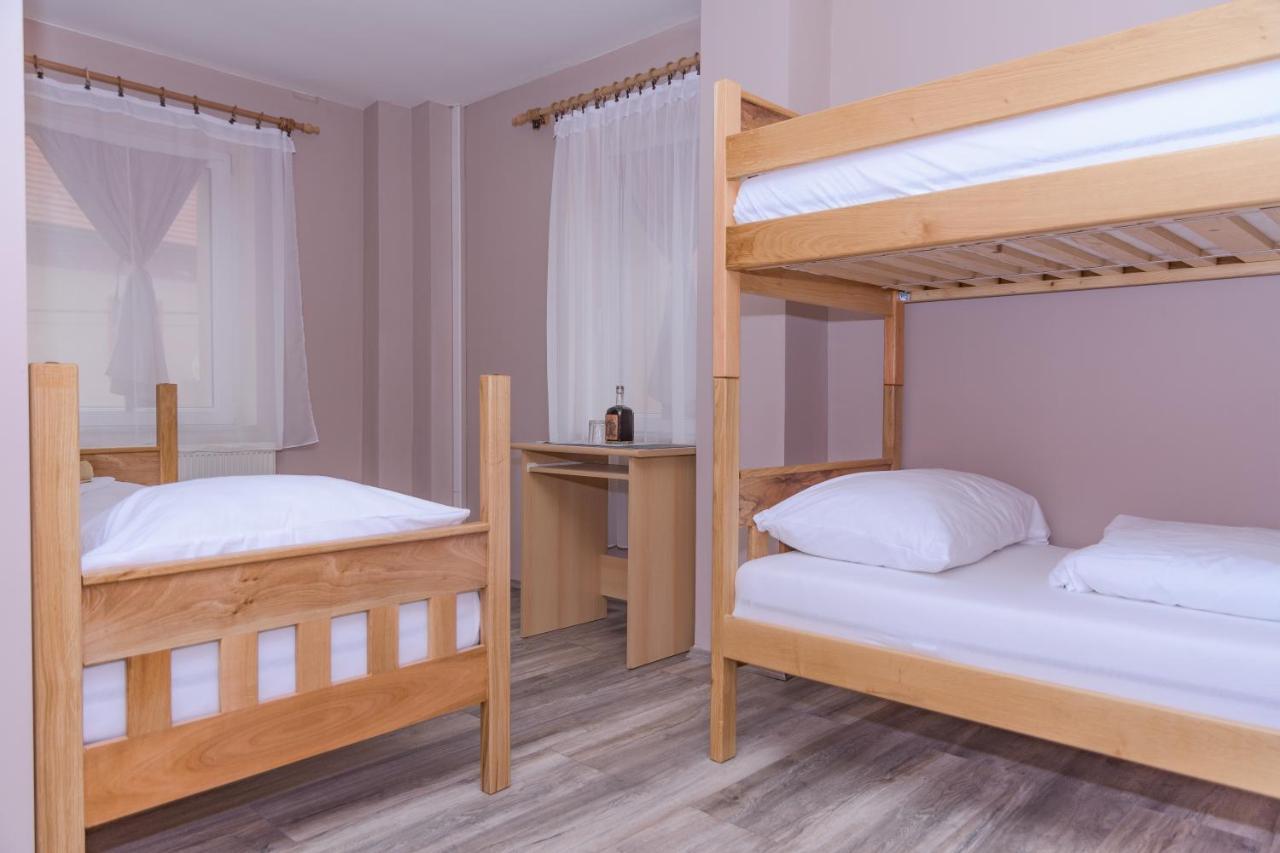 Villa Dijana Gracac  Ngoại thất bức ảnh